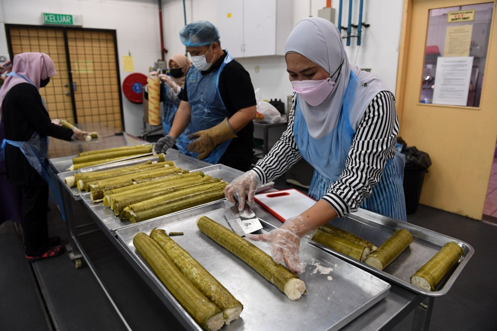 Picture of: Mardi Sabah makes lemang with modern technology to meet high demand